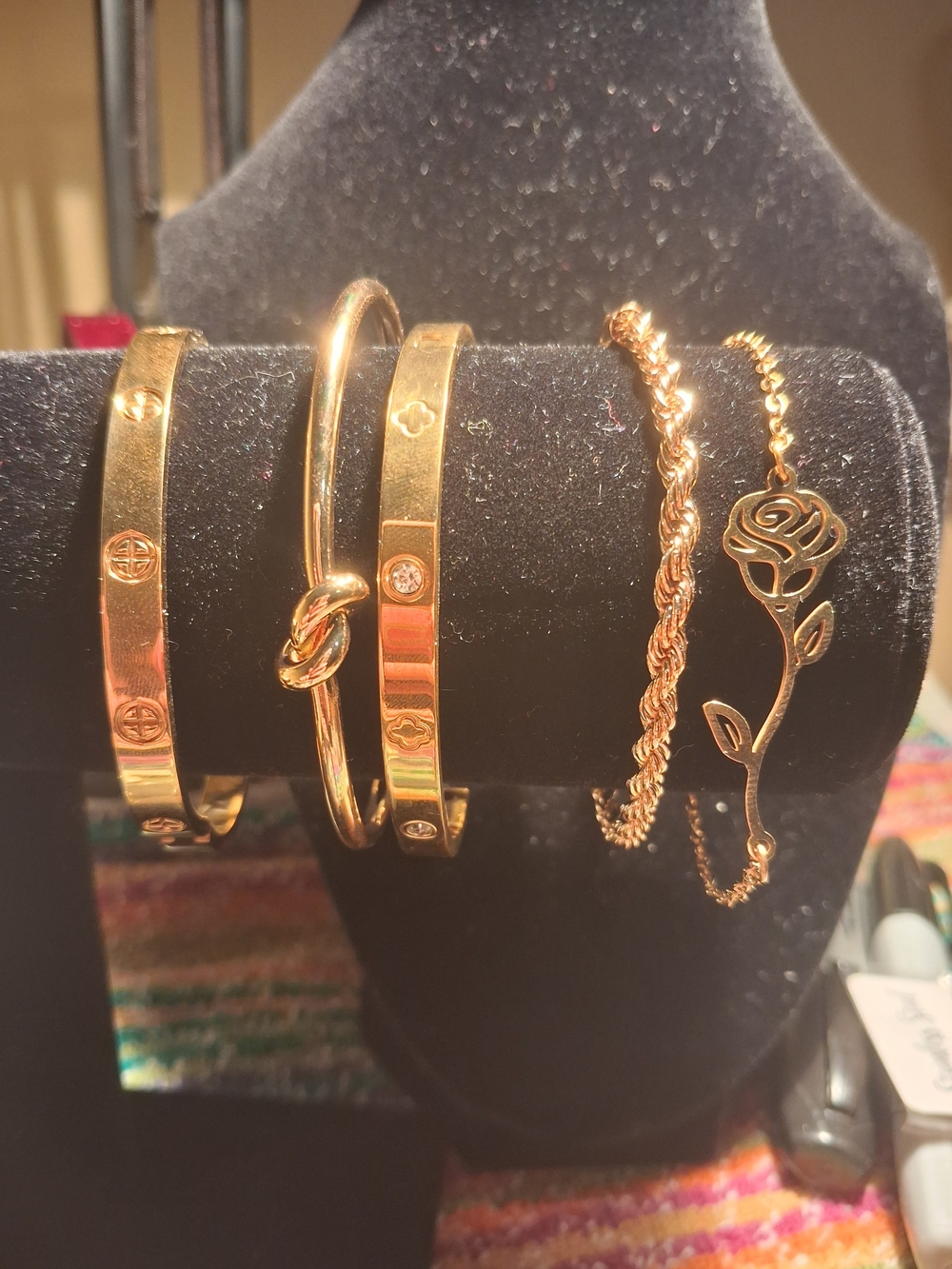 Gold-Plated Women’s Bracelet Set - Elegant Rose & Knot Designs